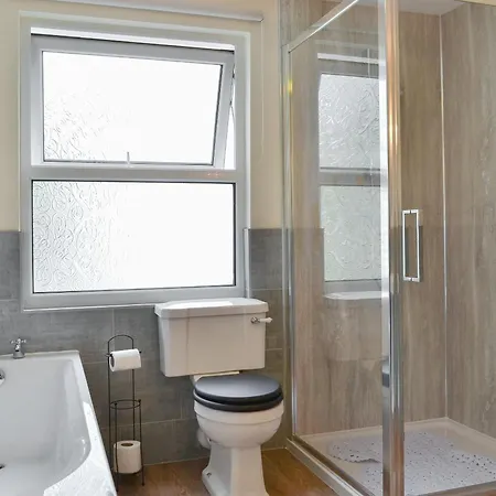 بيت للعطل Hawthorne House